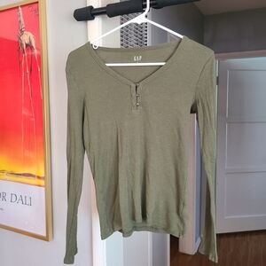 GAP Women's Sage Long Sleeve Tee